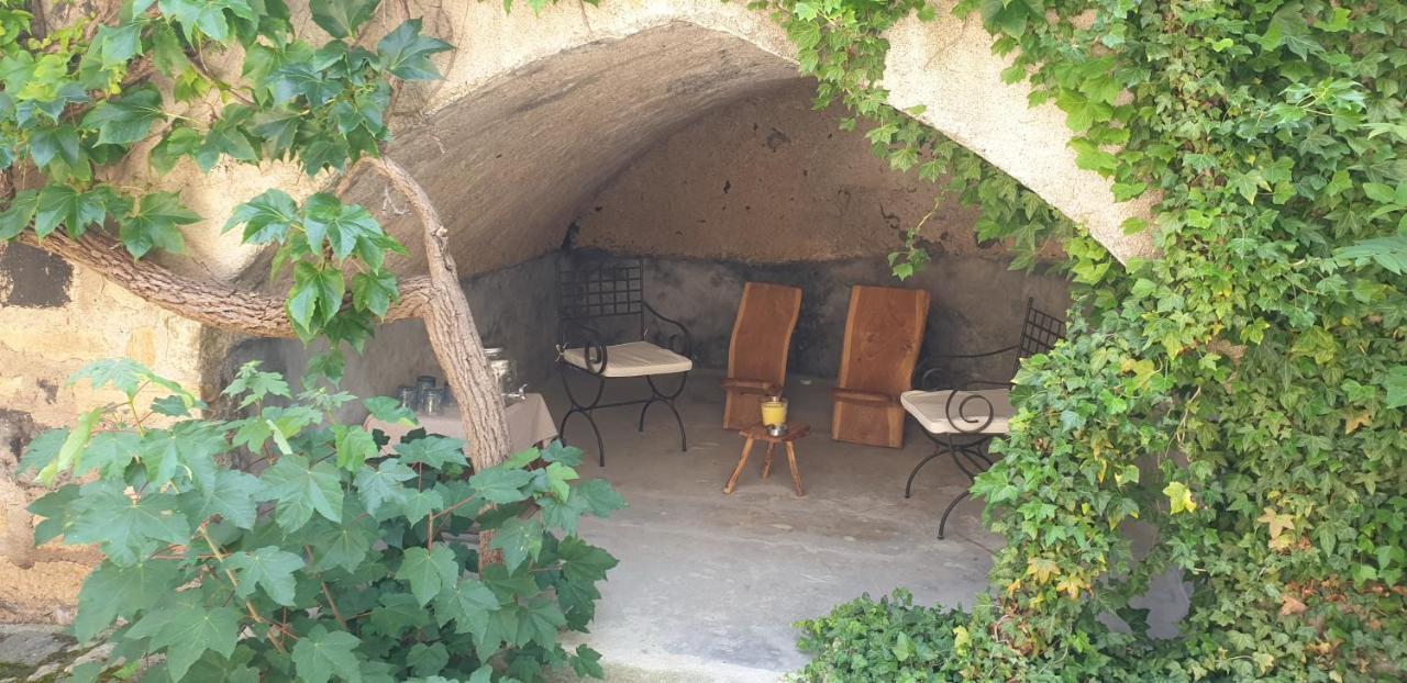 Apartmán La Voute Noble Saint-Saturnin  Exteriér fotografie
