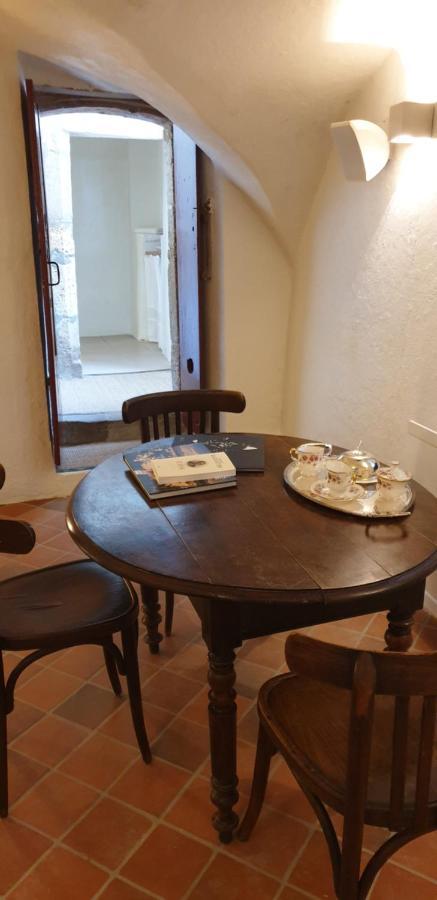 Apartmán La Voute Noble Saint-Saturnin  Exteriér fotografie